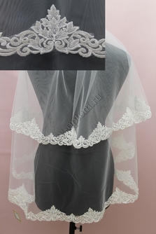 Фата с расшитым кружевом (пайетки). Цвет: айвори. 1,5х1,5м (26) арт. 0273-288