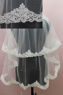 Фата с расшитым кружевом (пайетки, бисер). Цвет: белый. 1,5х1,5м (28) арт. 0273-289