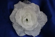 Роза белая с сеткой (головка) Мин. заказ от 10шт! арт. 137-033