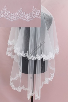 Фата с кружевом, расшитая пайетками, белая. Длина 2 м (26) арт. 0273-395