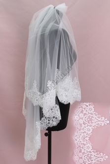 Фата с кружевом, расшитая пайетками, белая. Длина 2 метра (38) арт. 0273-433