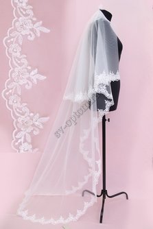 Фата с кружевом, расшитая пайетками, белая. Длина 3 метра (30) арт. 0273-451