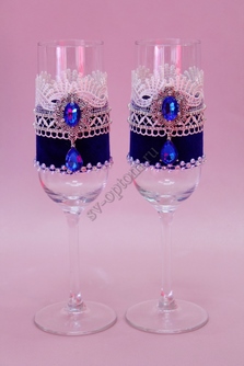 Свадебные бокалы с синим бархатом и брошкой арт. 0454-727