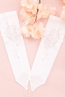 Свадебные перчатки белые с кружевом и стразами, длина 29см,арт. 023-520