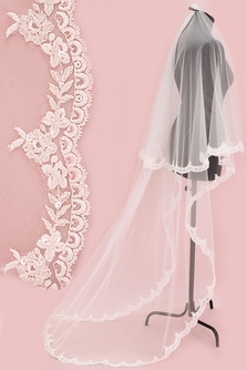 Фата айвори с кружевом, пайетками, бисером и стеклярусом. Длина 3 метра (38) арт. 0273-474