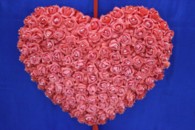 Сердце с латексных роз; 70см; Красное арт. 098-042