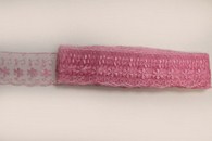 Кружево розовое длина 15ярдов (13,7метров), ширина5,5см арт. 133-009