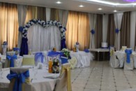 Бело-синяя свадьба (ресторан) 104-004