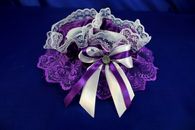 Подвязка для невесты кружевная фиолетово-белая с фиолетово-белым бантиком арт. 019-019