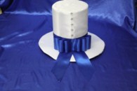 Шляпа №45 Цвет: Белый с синей ленточкой