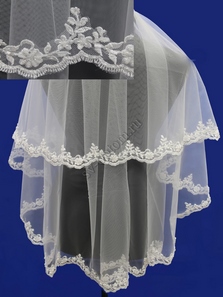 Фата с расшитым кружевом (бисер). Цвет: белый. 1,5х1,5м (28) арт. 0273-006