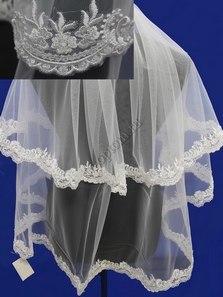 Фата с расшитым кружевом (бисер). Цвет: белый. 1,5х1,5м (26) арт. 0273-008