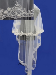 Фата с расшитым кружевом (бисер и жемчуг). Цвет: белый. 3х1,5м (45) арт. 0273-044