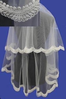 Фата с расшитым кружевом (бисер). Цвет: айвори. 1,5х1,5м (26) арт. 0273-114