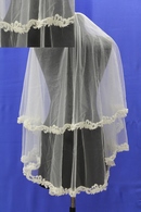 Фата с расшитым кружевом (бисер). Цвет: айвори.(28). арт. 0273-157