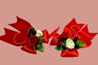 Цветы на ручки и зеркала, красные и айвори розы с красными бантами, в уп. 2 штуки арт. 124-189